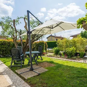 https://le-rose-venegono-superiore.it-lombardy.com